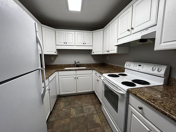5th image of 950 Life Dr APT 05