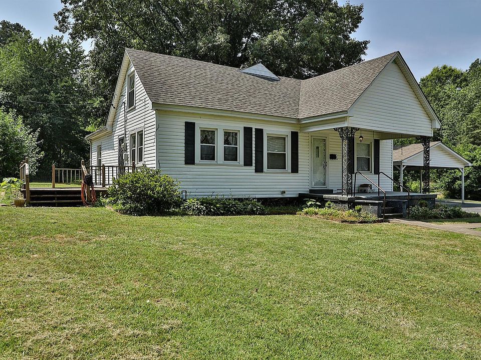 403 College St, Dyer, TN 38330 | Zillow