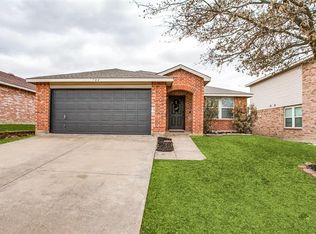 744 Riverflat Dr, Fort Worth, TX 76179
