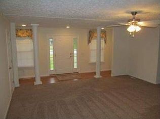 196 Gobbler Ct, Rocky Point, NC 28457