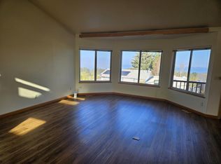 6639 Emerson Ct, Eureka, CA 95503