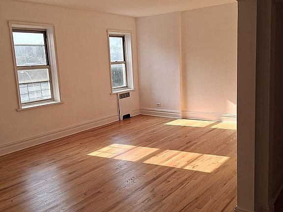 3rd image of 5430 Netherland Ave APT C31