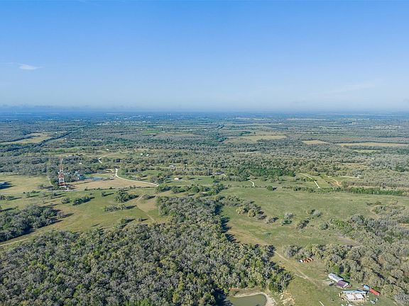 4th image of 2313 E Us Highway 79