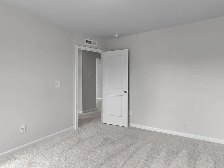 2203 Cape May Ln — Photo 24