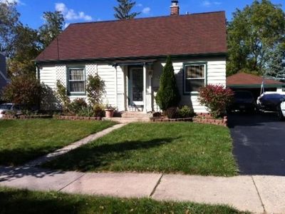 922 Chicago Ave, Waukesha, WI, 53188