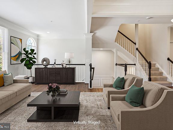 3rd image of 11903 Castlegate Ct #38