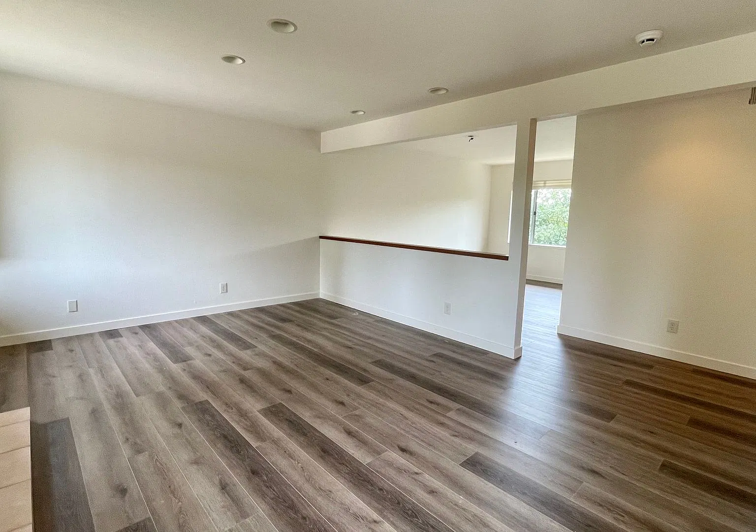 Split-Level 4 Bedroom House with Private Yard in the SLO Country Club — Photo 3