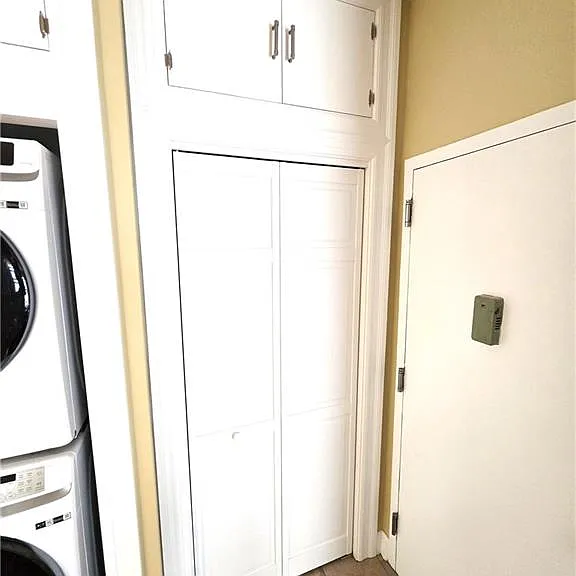 316 E 94th St #2R — Photo 10