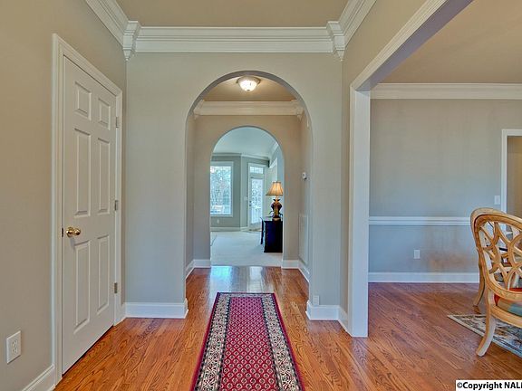 5th image of 2904 Winterberry Way SE