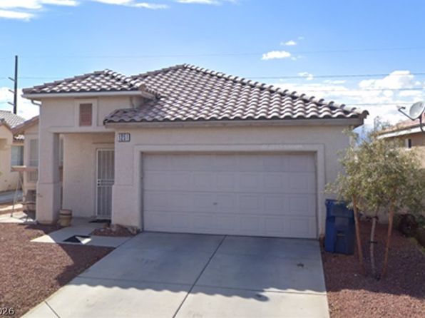1251 Desert Solitude St