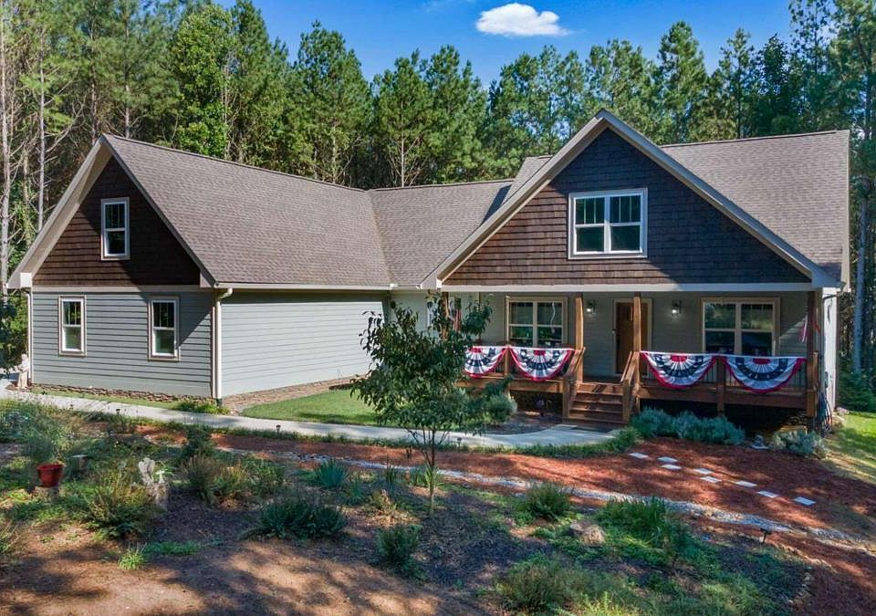 1st image of 558 Fox Paw Leaf Ln #27