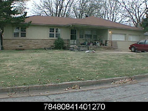 3 bed, 2140 sqft, $1,475 — Photo 1