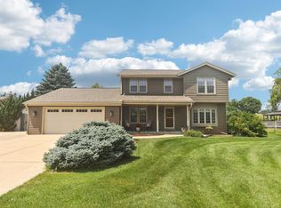 8848 Oriole Ln, Wind Lake, WI 53185