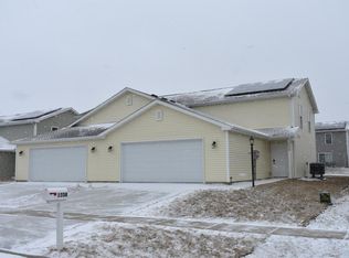 1508 Greyrock Ln, Champaign, IL 61822