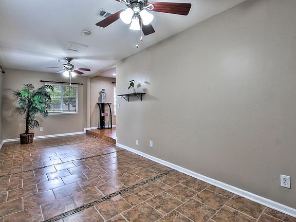 3rd image of 5356 Avenida Almendros