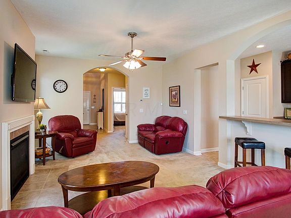 5th image of 7883 Ashenden Dr