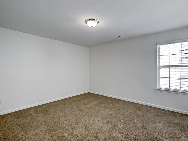 1171 Kerr St — Photo 24