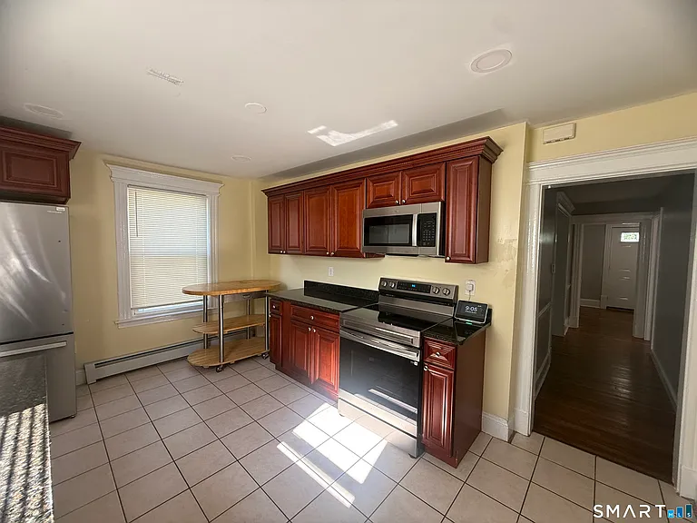 382 Vine St #6 — Photo 12