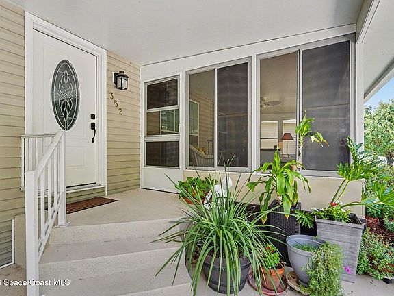 3rd image of 352 Scenic Dr #254