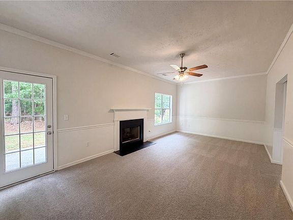 3rd image of 525 Michael Cir