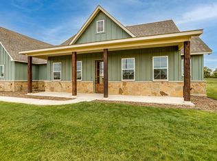 121 Stafford Trl, Weatherford, TX 76088