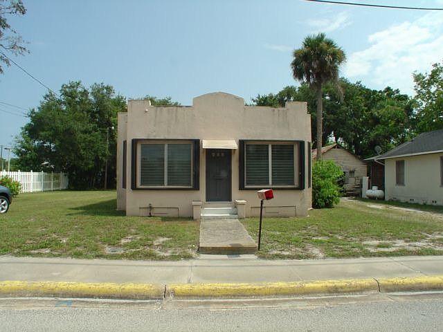 408 Herbert St.