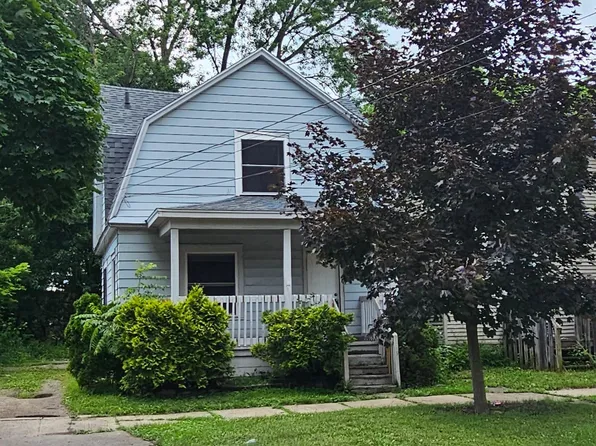 302 S 8th St, Lansing, MI 48912