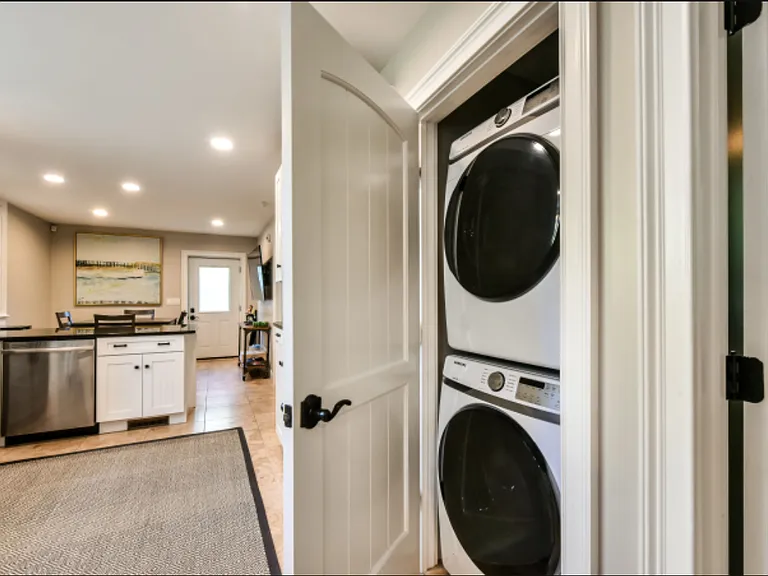 2 Harlem Ct — Photo 11