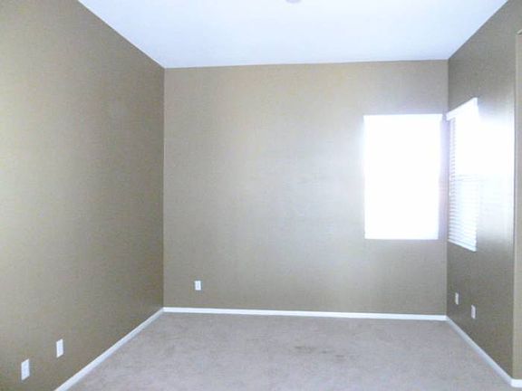Bonus Room in front