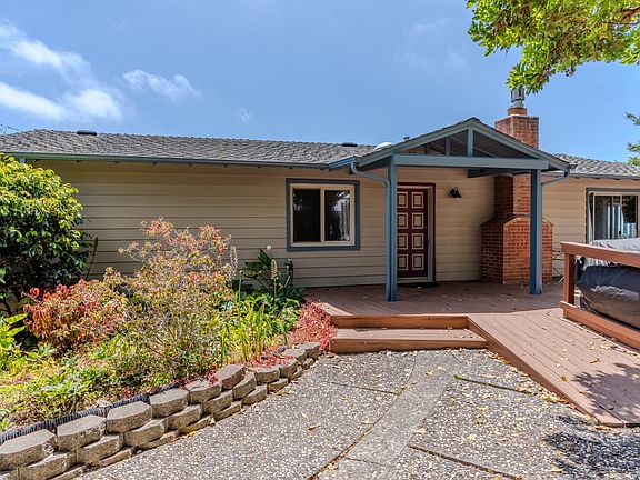 5th image of 1327 Crespi Dr