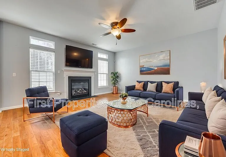 618 Bayou Cir — Photo 1