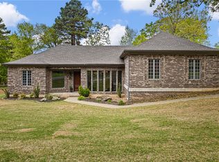 12 Live Oak Ln, Russellville, AR 72802