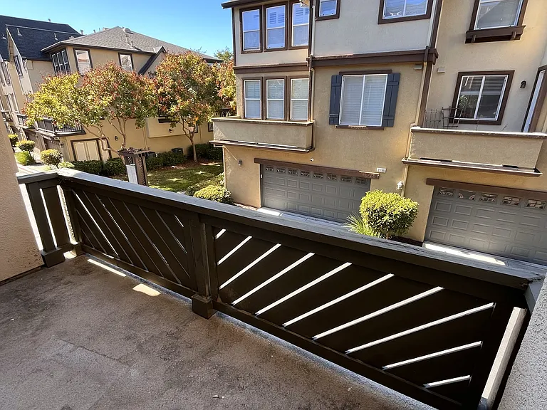 2364 Millstream Ln — Photo 16