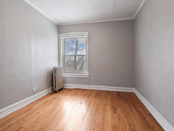 5th image of 3215 W Potomac Ave APT 3