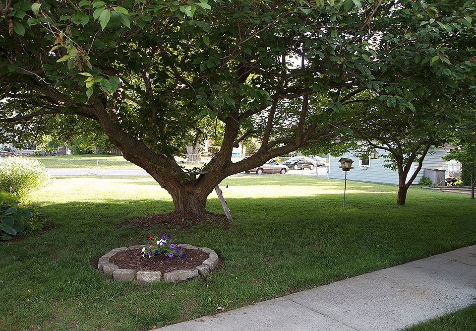 38 Bryant St, Cumberland, RI 02864 Zillow