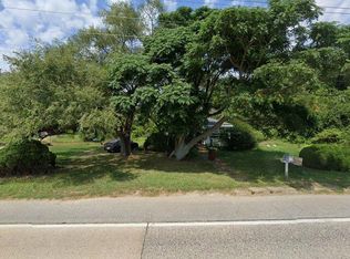 20168 Greenbush Rd, Greenbush, VA 23357
