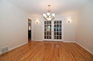 3rd image of 1532 Basswood Cir