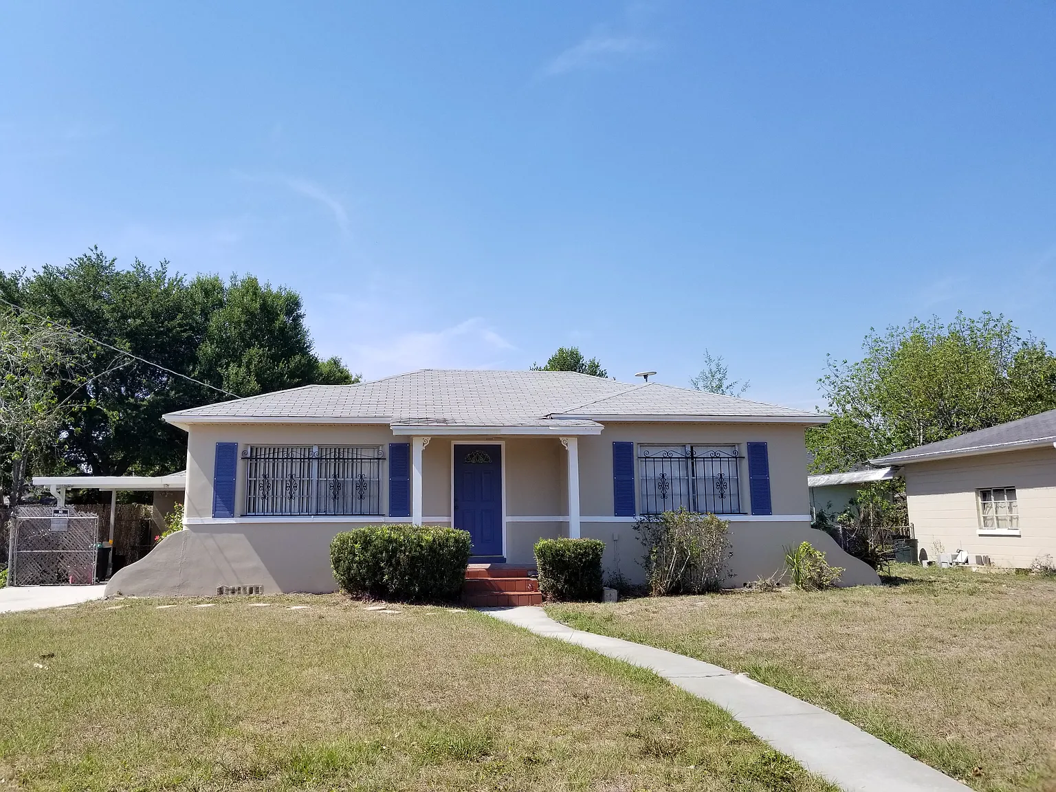 3 bed, 1300 sqft, $2,295 — Photo 1