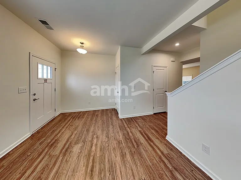 612 Hamilton Park Dr — Photo 8