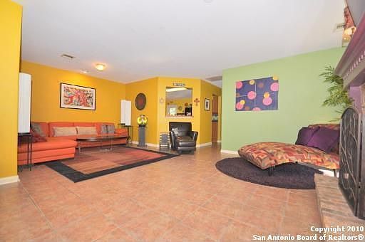 4th image of 8827 Pavilion Pl