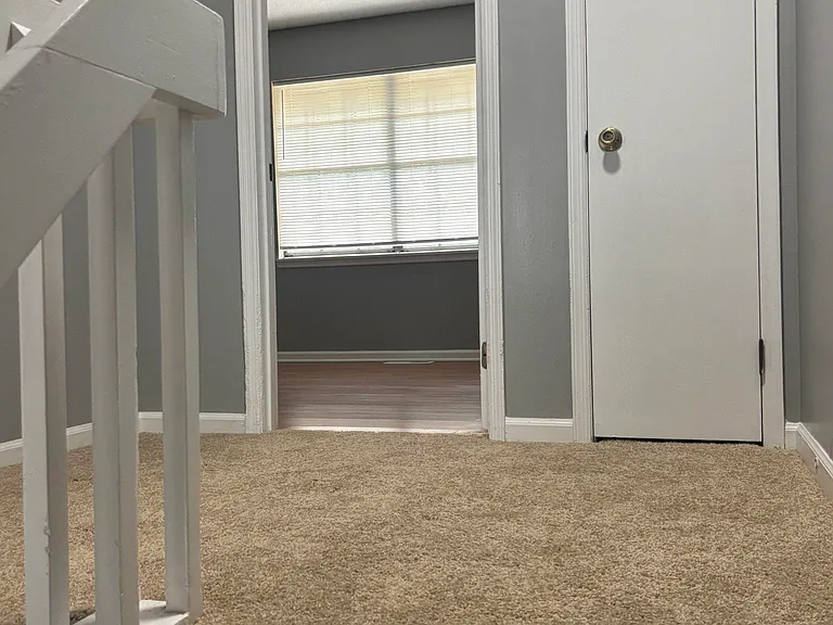 1018 Crossing Brook Way — Photo 17