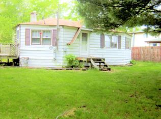 9240 S 77th Ave, Oak Lawn, IL 60457