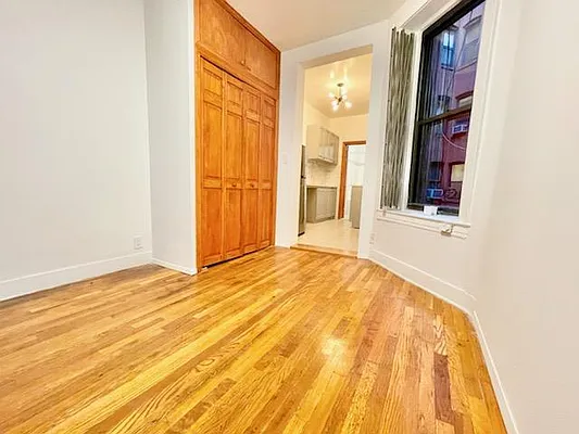 Rented by Highline Residential | media 12