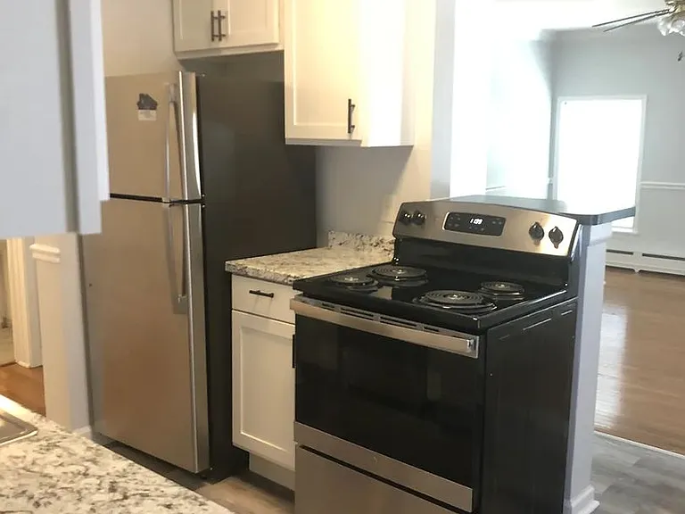 206 N Normal St — Photo 25