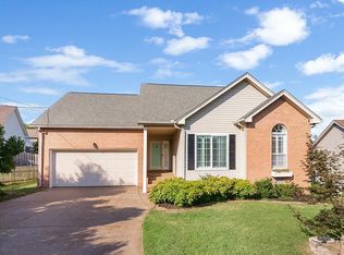 404 Crestfield Ct, Nashville, TN 37211