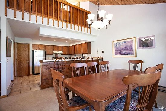4th image of 647 Stone Creek Dr #B