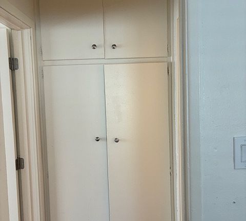 4th image of 4143 44th St #4