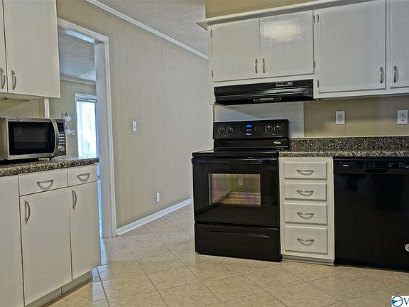 3rd image of 11313 Chicamauga Trl SE