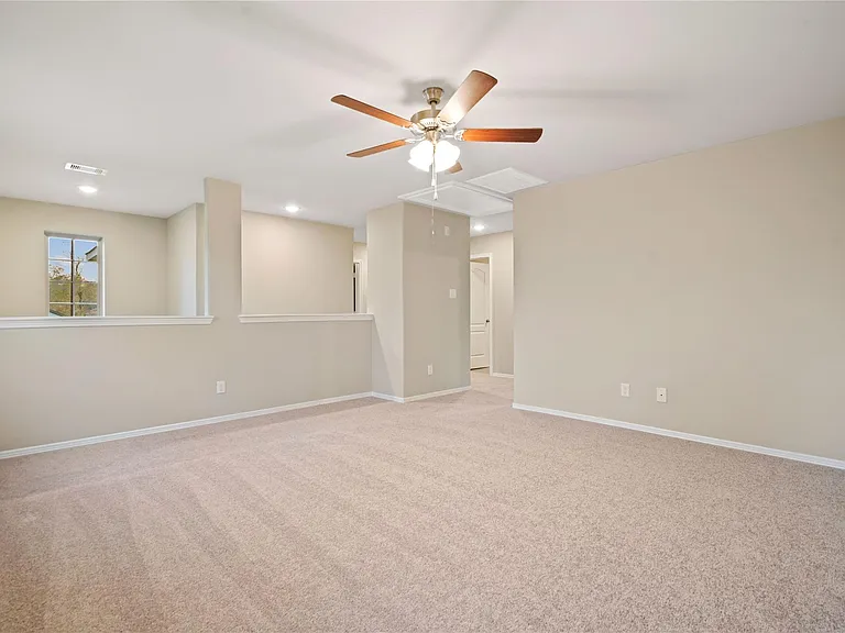 10714 Catclaw Ct — Photo 17