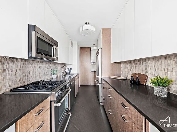 2nd image of 185 W End Ave APT 22D